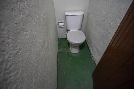 Casa para alugar com 195m², 2 quartos e 2 vagasBanheiro de serviço