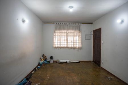 Casa para alugar com 195m², 2 quartos e 2 vagasSala