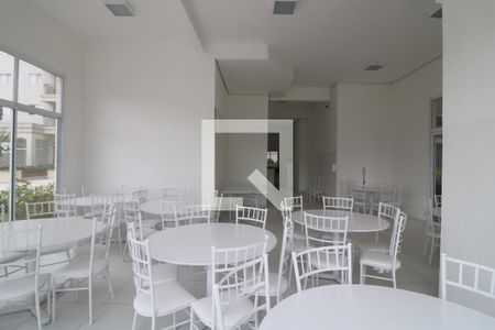 Apartamento à venda com 52m², 2 quartos e 1 vaga Apartamento à venda com 52m², 2 quartos e 1 vagaÁrea comum - Salão de festas