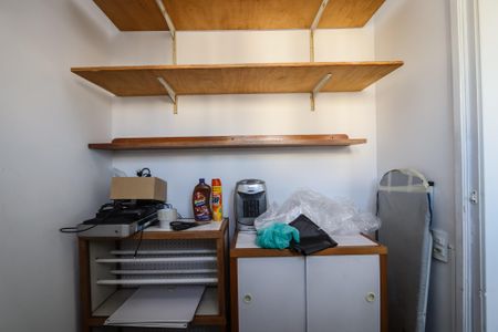 Apartamento à venda com 90m², 3 quartos e 1 vaga Apartamento à venda com 90m², 3 quartos e 1 vagaQuarto de Serviço