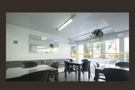 Apartamento à venda com 96m², 2 quartos e 1 vagaÁrea comum - Salão de festas