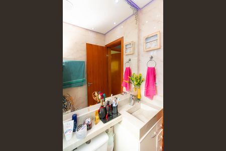 Apartamento à venda com 34m², 2 quartos e sem vaga Apartamento à venda com 34m², 2 quartos e sem vagaBanheiro