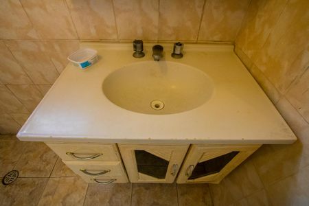 Casa para alugar com 50m², 1 quarto e 2 vagasBanheiro