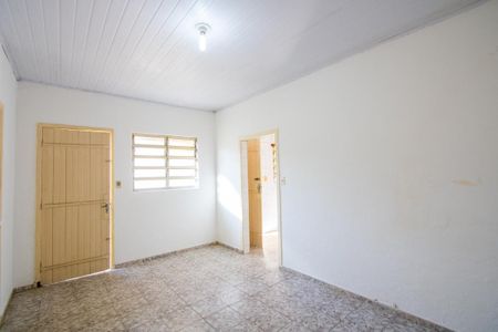 Casa para alugar com 50m², 1 quarto e 2 vagasSala