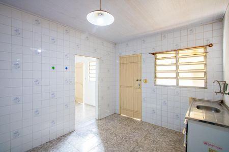 Casa para alugar com 50m², 1 quarto e 2 vagasCozinha