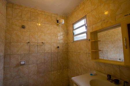 Casa para alugar com 50m², 1 quarto e 2 vagasBanheiro