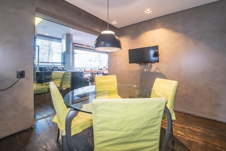 Apartamento à venda com 248m², 3 quartos e 5 vagasCopa