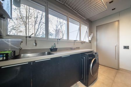 Apartamento à venda com 248m², 3 quartos e 5 vagasÁrea de Serviço