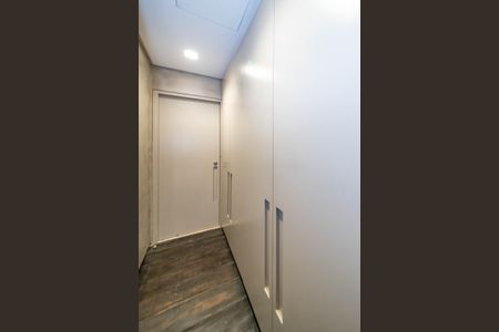 Apartamento à venda com 248m², 3 quartos e 5 vagasCorredor - Roupeiro