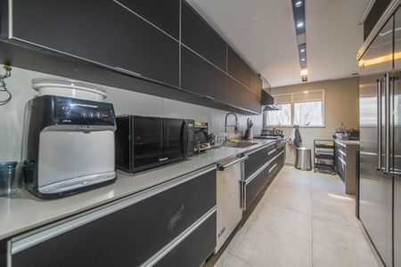Apartamento à venda com 248m², 3 quartos e 5 vagasCozinha