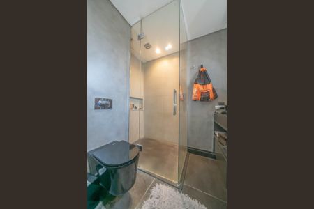 Apartamento à venda com 248m², 3 quartos e 5 vagasBanheiro da Suíte 2