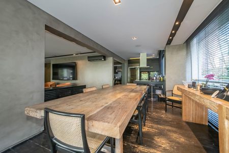 Apartamento à venda com 248m², 3 quartos e 5 vagasSala