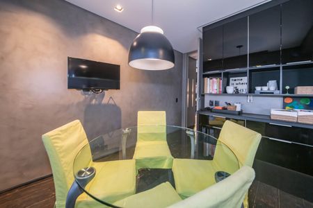 Apartamento à venda com 248m², 3 quartos e 5 vagasCopa