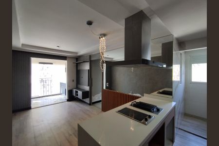Sala de apartamento para alugar com 3 quartos, 67m² em Jardim Celeste, São Paulo