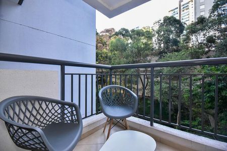 Apartamento à venda com 55m², 2 quartos e 1 vaga Apartamento à venda com 55m², 2 quartos e 1 vagaVaranda