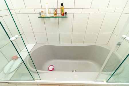 Casa à venda com 324m², 3 quartos e 2 vagasBanheiro da Suíte