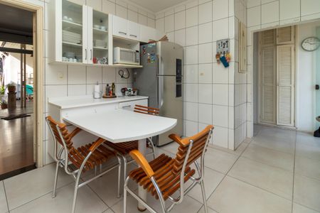 Casa à venda com 324m², 3 quartos e 2 vagasCozinha