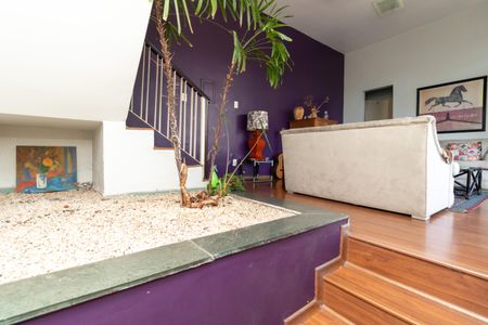 Casa à venda com 324m², 3 quartos e 2 vagasHall de entrada