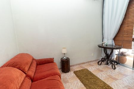 Casa à venda com 324m², 3 quartos e 2 vagasQuarto 1
