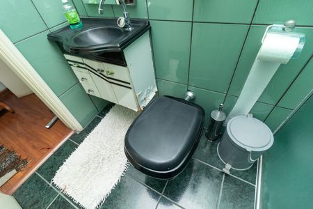 Casa à venda com 324m², 3 quartos e 2 vagasBanheiro 1