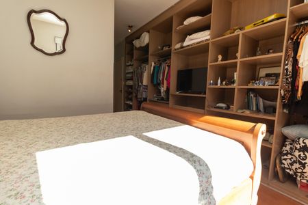 Casa à venda com 324m², 3 quartos e 2 vagasSuíte