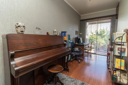 Casa à venda com 324m², 3 quartos e 2 vagasSala 2