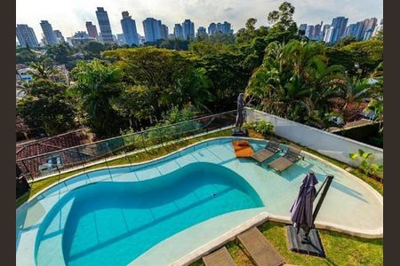 Casa à venda com 1200m², 5 quartos e 7 vagasFoto 04