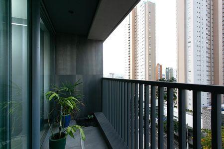 Studio à venda com 32m², 1 quarto e sem vagaVaranda