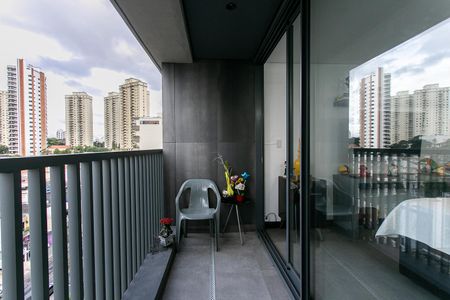 Studio à venda com 32m², 1 quarto e sem vagaVaranda