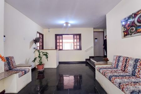 Apartamento à venda com 80m², 2 quartos e 1 vagaHall social