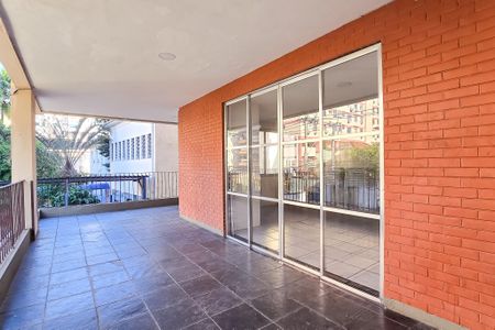 Apartamento à venda com 80m², 2 quartos e 1 vagaÁrea comum - Salão de festas