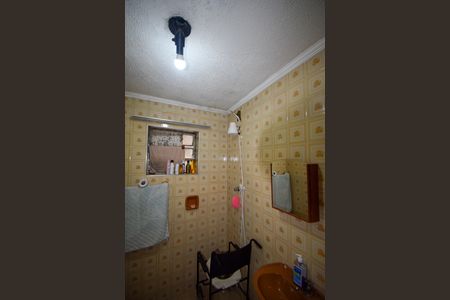 Casa à venda com 104m², 2 quartos e 2 vagasBanheiro 1