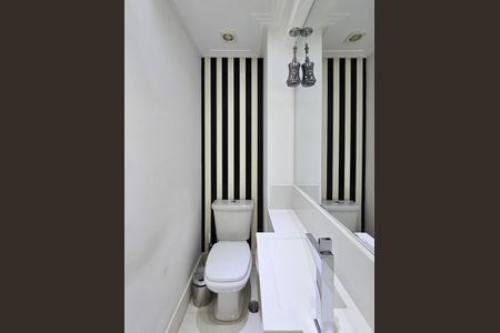 Apartamento para alugar com 107m², 2 quartos e 2 vagasLavabo