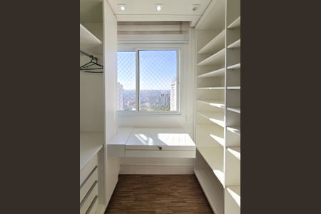 Apartamento para alugar com 107m², 2 quartos e 2 vagasCloset