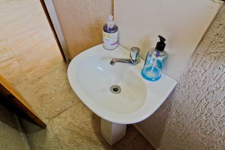 Casa à venda com 157m², 3 quartos e 2 vagasBanheiro de Serviço