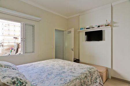 Casa à venda com 157m², 3 quartos e 2 vagasSuíte