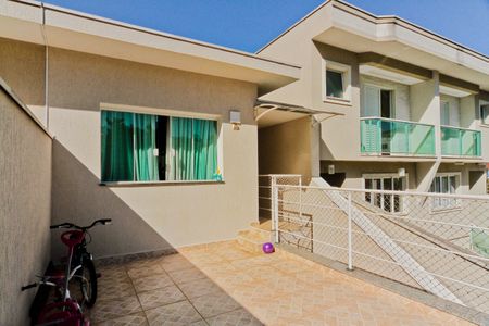 Casa à venda com 157m², 3 quartos e 2 vagasÁrea externa