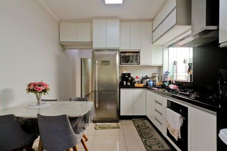 Casa à venda com 157m², 3 quartos e 2 vagasCozinha