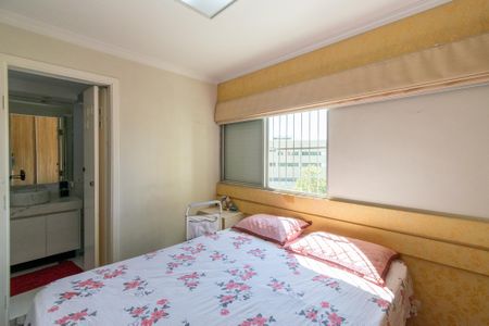 Suíte de apartamento à venda com 2 quartos, 70m² em Aeroporto, São Paulo