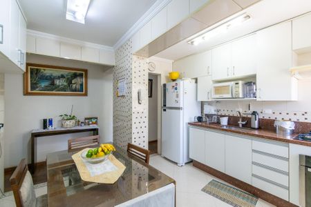 Apartamento à venda com 70m², 2 quartos e 1 vagaCozinha