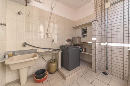 Casa à venda com 190m², 3 quartos e 4 vagasEdicula - Área de Serviço