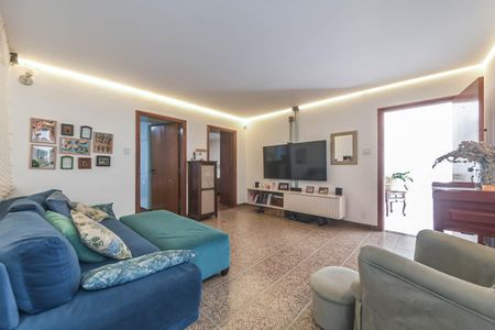 Casa à venda com 190m², 3 quartos e 4 vagasSala