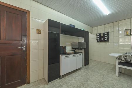 Casa à venda com 190m², 3 quartos e 4 vagasEdicula - Cozinha