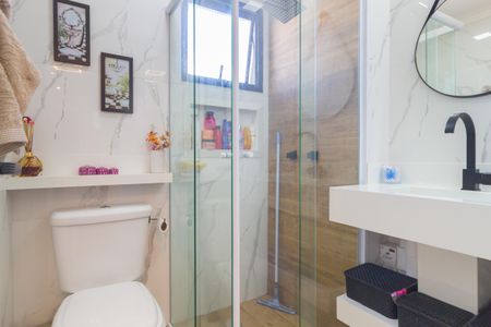 Apartamento à venda com 58m², 2 quartos e 1 vaga Apartamento à venda com 58m², 2 quartos e 1 vagaBanheiro da Suíte