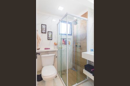 Apartamento à venda com 58m², 2 quartos e 1 vaga Apartamento à venda com 58m², 2 quartos e 1 vagaBanheiro da Suíte