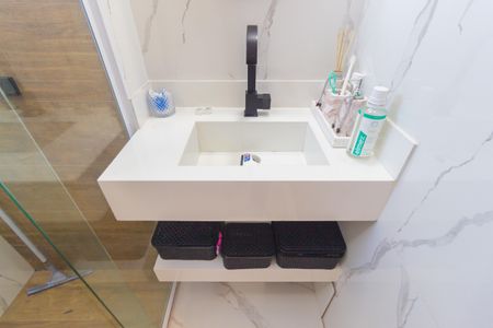 Apartamento à venda com 58m², 2 quartos e 1 vaga Apartamento à venda com 58m², 2 quartos e 1 vagaBanheiro da Suíte