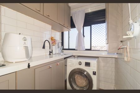 Apartamento à venda com 58m², 2 quartos e 1 vaga Apartamento à venda com 58m², 2 quartos e 1 vagaÁrea de Serviço