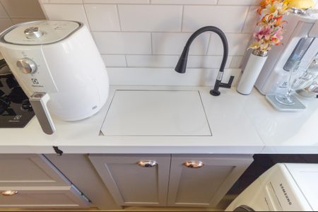 Apartamento à venda com 58m², 2 quartos e 1 vaga Apartamento à venda com 58m², 2 quartos e 1 vagaDetalhe - Área de Serviço