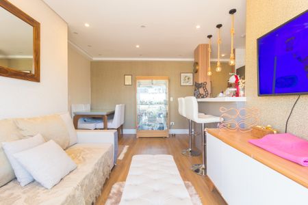 Apartamento à venda com 58m², 2 quartos e 1 vaga Apartamento à venda com 58m², 2 quartos e 1 vagaSala