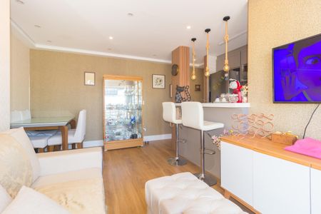 Apartamento à venda com 58m², 2 quartos e 1 vaga Apartamento à venda com 58m², 2 quartos e 1 vagaSala